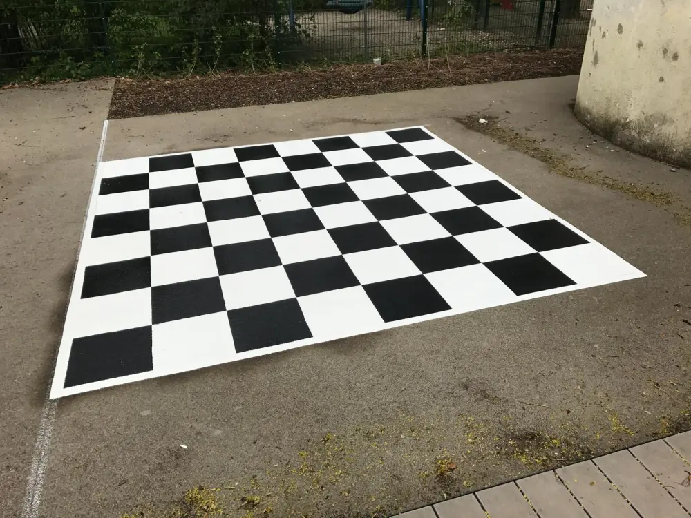 Fertigmarkierung Schachbrettmuster
